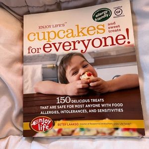 Cupcakes for everybody!